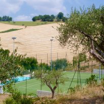 Serrungarina Le Marche