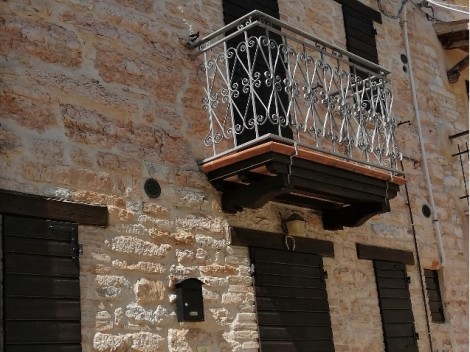 Frontone Le Marche