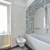 Cazzago Brabbia Lago Maggiore