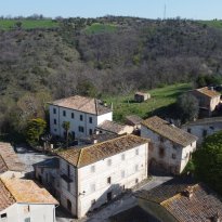 Mezzanotte, Pergola Le Marche