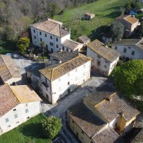 Mezzanotte, Pergola Le Marche