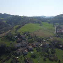 Mezzanotte, Pergola Le Marche