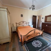 Mezzanotte, Pergola Le Marche