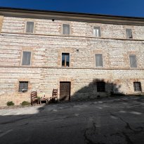 Mezzanotte, Pergola Le Marche